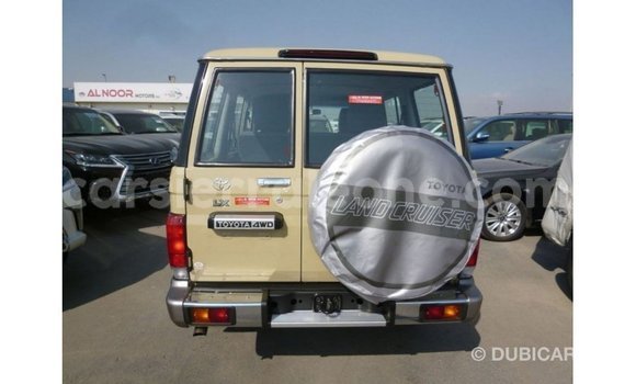 Buy Import Toyota Land Cruiser Beige Car in Import - Dubai in Kailahun Buy Import Toyota Land Cruiser Beige Car in Import - Dubai in Kailahun
