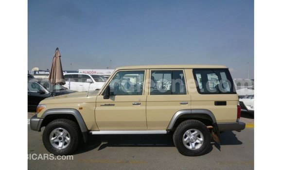 Buy Import Toyota Land Cruiser Beige Car in Import - Dubai in Kailahun Buy Import Toyota Land Cruiser Beige Car in Import - Dubai in Kailahun