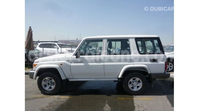 Big with watermark toyota land cruiser kailahun import dubai 5628