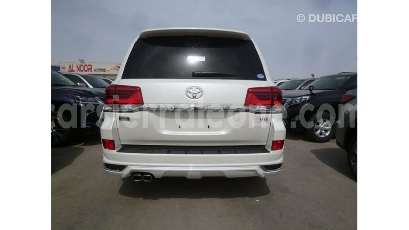 Big with watermark toyota land cruiser kailahun import dubai 5630