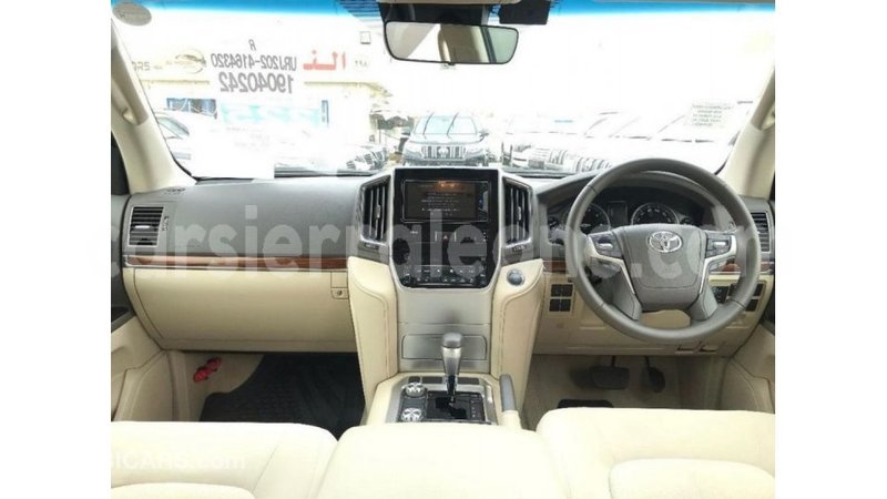 Big with watermark toyota land cruiser kailahun import dubai 5632