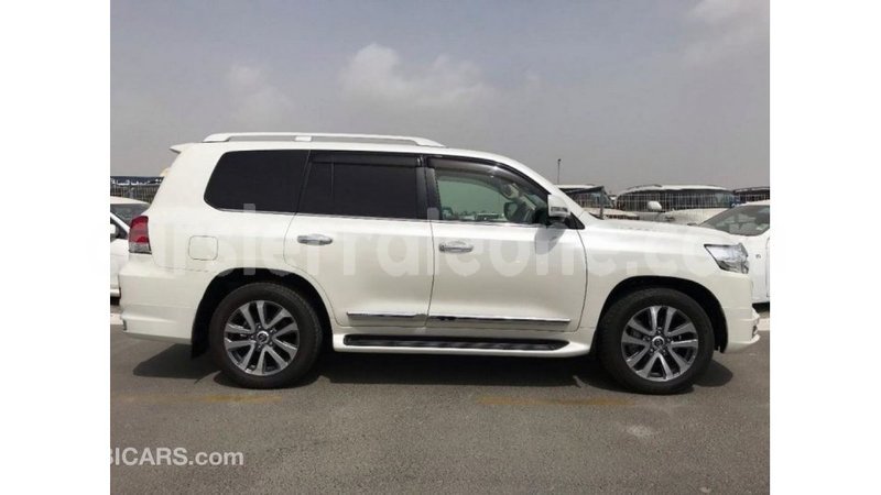 Big with watermark toyota land cruiser kailahun import dubai 5633