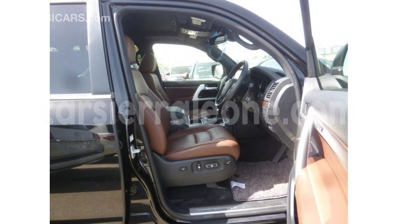 Big with watermark toyota land cruiser kailahun import dubai 5634