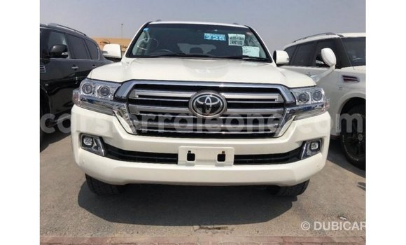 Buy Import Toyota Land Cruiser White Car in Import - Dubai in Kailahun Buy Import Toyota Land Cruiser White Car in Import - Dubai in Kailahun