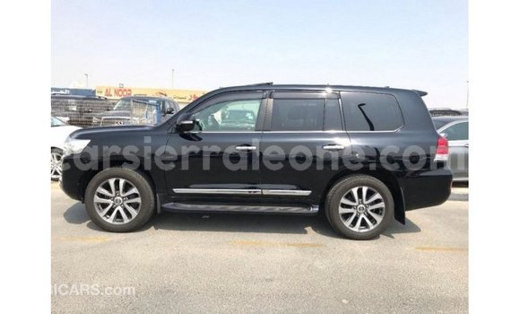 Buy Import Toyota Land Cruiser Black Car in Import - Dubai in Kailahun Buy Import Toyota Land Cruiser Black Car in Import - Dubai in Kailahun