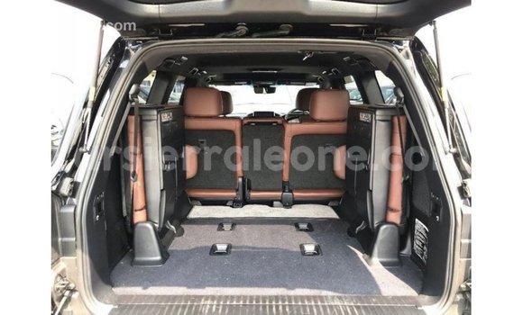 Buy Import Toyota Land Cruiser Black Car in Import - Dubai in Kailahun Buy Import Toyota Land Cruiser Black Car in Import - Dubai in Kailahun