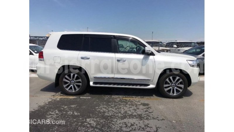 Big with watermark toyota land cruiser kailahun import dubai 5640