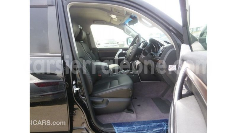 Big with watermark toyota land cruiser kailahun import dubai 5641