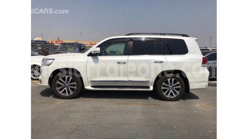 Big with watermark toyota land cruiser kailahun import dubai 5642