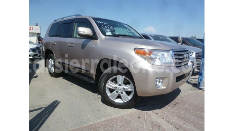 Big with watermark toyota land cruiser kailahun import dubai 5643