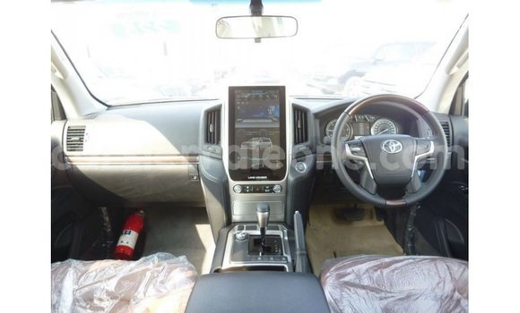 Buy Import Toyota Land Cruiser Black Car in Import - Dubai in Kailahun Buy Import Toyota Land Cruiser Black Car in Import - Dubai in Kailahun