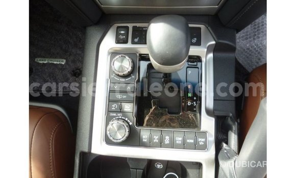 Buy Import Toyota Land Cruiser White Car in Import - Dubai in Kailahun Buy Import Toyota Land Cruiser White Car in Import - Dubai in Kailahun