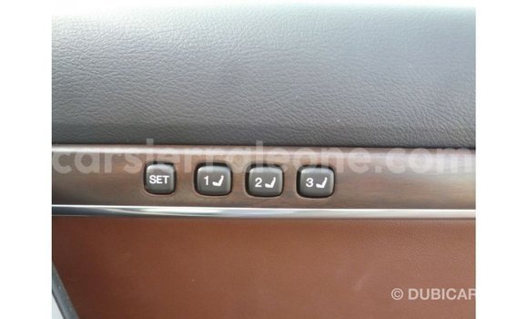 Buy Import Toyota Land Cruiser White Car in Import - Dubai in Kailahun Buy Import Toyota Land Cruiser White Car in Import - Dubai in Kailahun