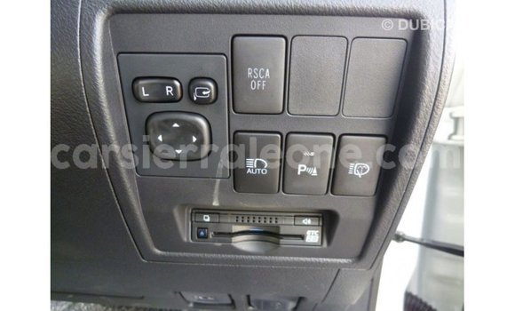 Buy Import Toyota Land Cruiser White Car in Import - Dubai in Kailahun Buy Import Toyota Land Cruiser White Car in Import - Dubai in Kailahun