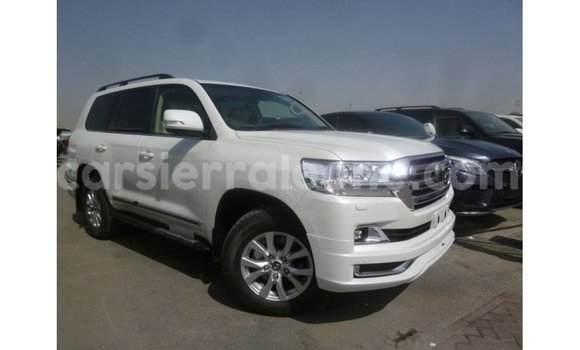 Buy Import Toyota Land Cruiser White Car in Import - Dubai in Kailahun Buy Import Toyota Land Cruiser White Car in Import - Dubai in Kailahun