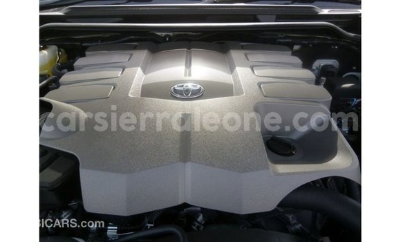 Buy Import Toyota Land Cruiser White Car in Import - Dubai in Kailahun Buy Import Toyota Land Cruiser White Car in Import - Dubai in Kailahun