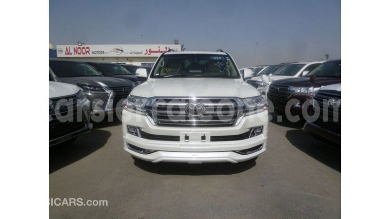 Big with watermark toyota land cruiser kailahun import dubai 5657