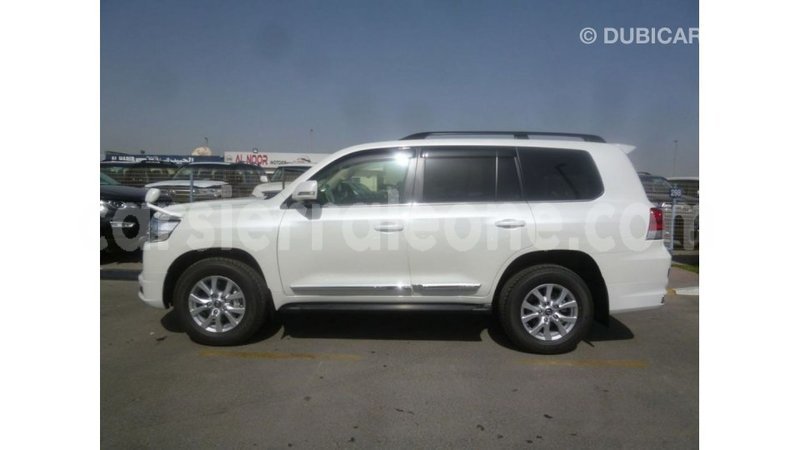 Big with watermark toyota land cruiser kailahun import dubai 5657