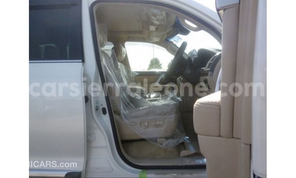 Buy Import Toyota Land Cruiser White Car in Import - Dubai in Kailahun Buy Import Toyota Land Cruiser White Car in Import - Dubai in Kailahun