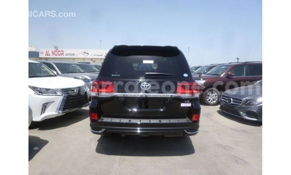 Buy Import Toyota Land Cruiser Black Car in Import - Dubai in Kailahun Buy Import Toyota Land Cruiser Black Car in Import - Dubai in Kailahun