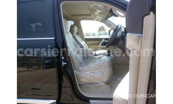 Buy Import Toyota Land Cruiser Black Car in Import - Dubai in Kailahun Buy Import Toyota Land Cruiser Black Car in Import - Dubai in Kailahun