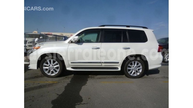 Big with watermark toyota land cruiser kailahun import dubai 5663