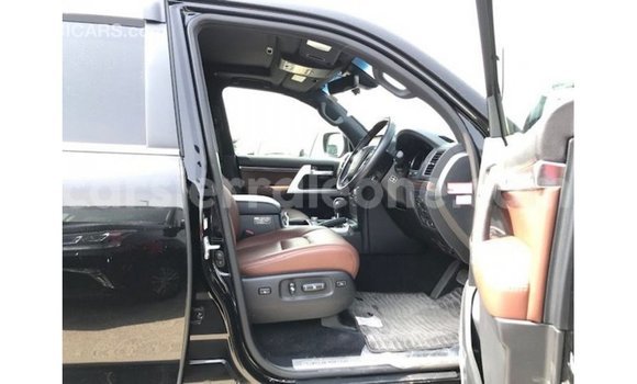 Buy Import Toyota Land Cruiser Black Car in Import - Dubai in Kailahun Buy Import Toyota Land Cruiser Black Car in Import - Dubai in Kailahun