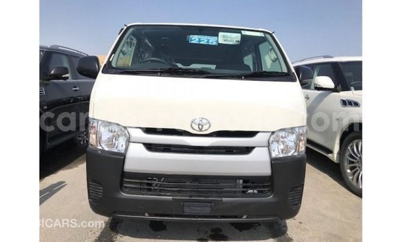 Buy Import Toyota Hiace White Car in Import - Dubai in Kailahun Buy Import Toyota Hiace White Car in Import - Dubai in Kailahun