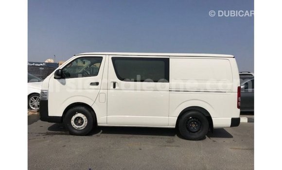 Buy Import Toyota Hiace White Car in Import - Dubai in Kailahun Buy Import Toyota Hiace White Car in Import - Dubai in Kailahun