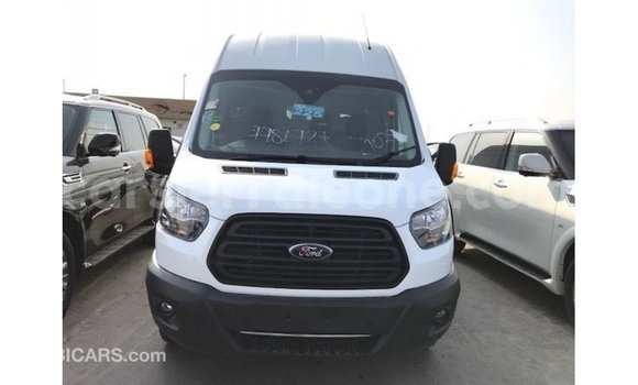 Buy Import Ford Club Wagon White Car in Import - Dubai in Kailahun Buy Import Ford Club Wagon White Car in Import - Dubai in Kailahun