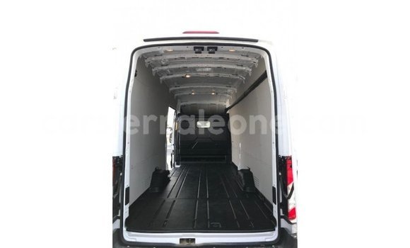 Buy Import Ford Club Wagon White Car in Import - Dubai in Kailahun Buy Import Ford Club Wagon White Car in Import - Dubai in Kailahun