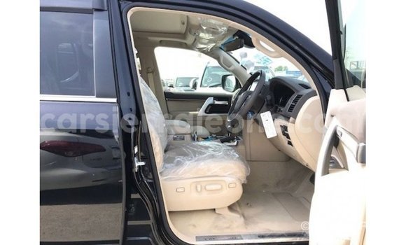 Buy Import Toyota Land Cruiser Black Car in Import - Dubai in Kailahun Buy Import Toyota Land Cruiser Black Car in Import - Dubai in Kailahun