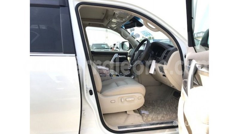 Big with watermark toyota land cruiser kailahun import dubai 5671