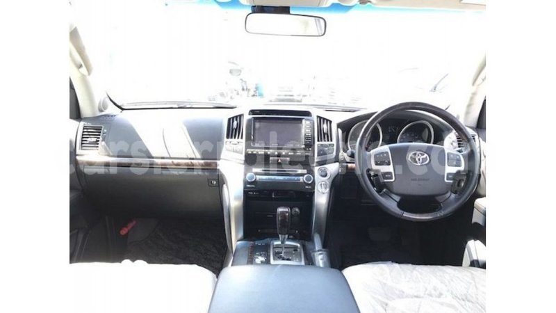 Big with watermark toyota land cruiser kailahun import dubai 5673