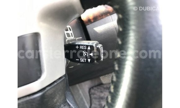 Buy Import Toyota Land Cruiser White Car in Import - Dubai in Kailahun Buy Import Toyota Land Cruiser White Car in Import - Dubai in Kailahun