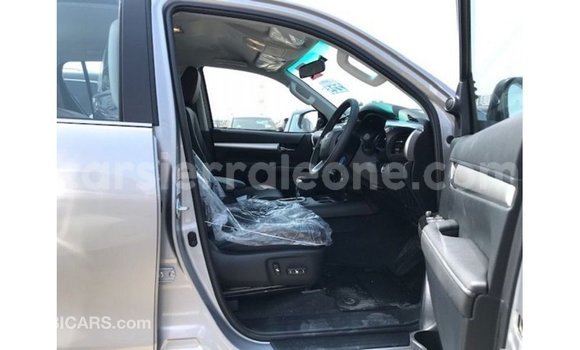 Buy Import Toyota Hilux Other Car in Import - Dubai in Kailahun Buy Import Toyota Hilux Other Car in Import - Dubai in Kailahun