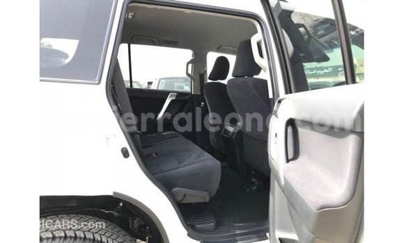 Buy Import Toyota Prado White Car in Import - Dubai in Kailahun Buy Import Toyota Prado White Car in Import - Dubai in Kailahun