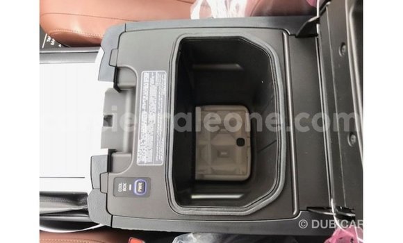 Buy Import Toyota Land Cruiser Black Car in Import - Dubai in Kailahun Buy Import Toyota Land Cruiser Black Car in Import - Dubai in Kailahun