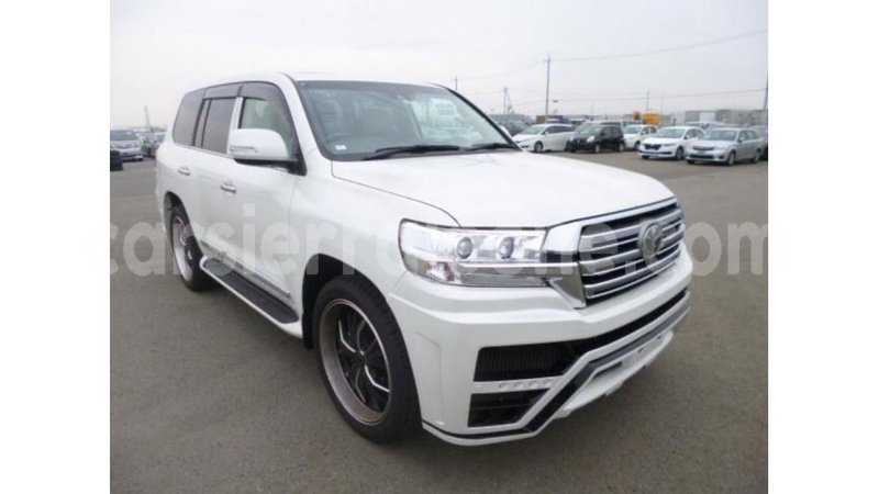 Big with watermark toyota land cruiser kailahun import dubai 5682