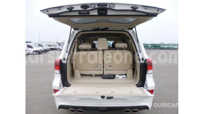 Big with watermark toyota land cruiser kailahun import dubai 5682