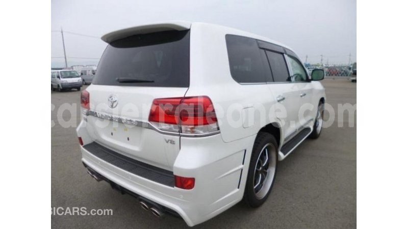 Big with watermark toyota land cruiser kailahun import dubai 5682