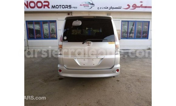 Buy Import Toyota Voxy Other Car in Import - Dubai in Kailahun Buy Import Toyota Voxy Other Car in Import - Dubai in Kailahun