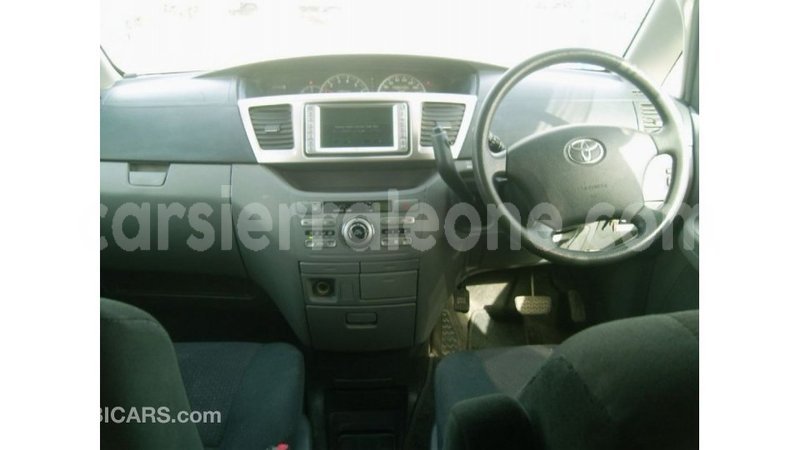 Big with watermark toyota noah kailahun import dubai 5688