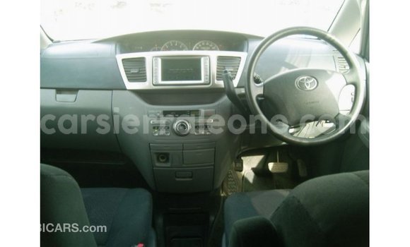 Buy Import Toyota Noah White Car in Import - Dubai in Kailahun Buy Import Toyota Noah White Car in Import - Dubai in Kailahun