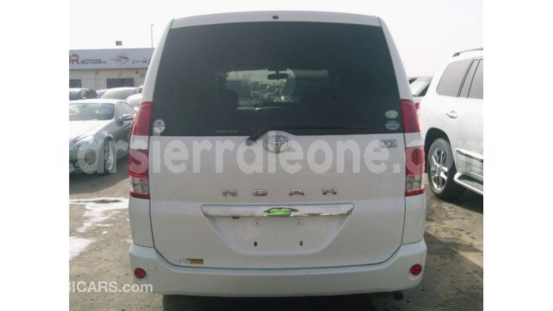 Big with watermark toyota noah kailahun import dubai 5688