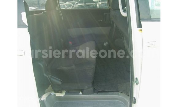 Buy Import Toyota Noah White Car in Import - Dubai in Kailahun Buy Import Toyota Noah White Car in Import - Dubai in Kailahun