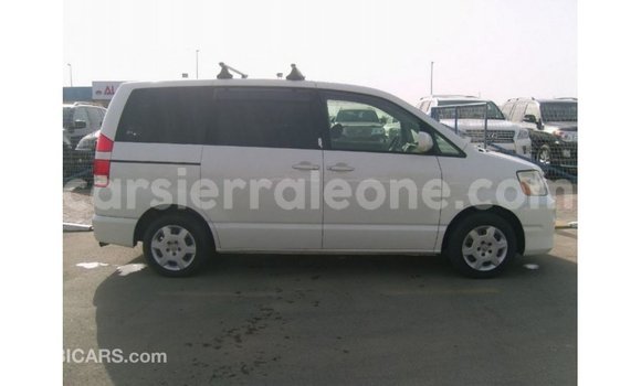 Buy Import Toyota Noah White Car in Import - Dubai in Kailahun Buy Import Toyota Noah White Car in Import - Dubai in Kailahun