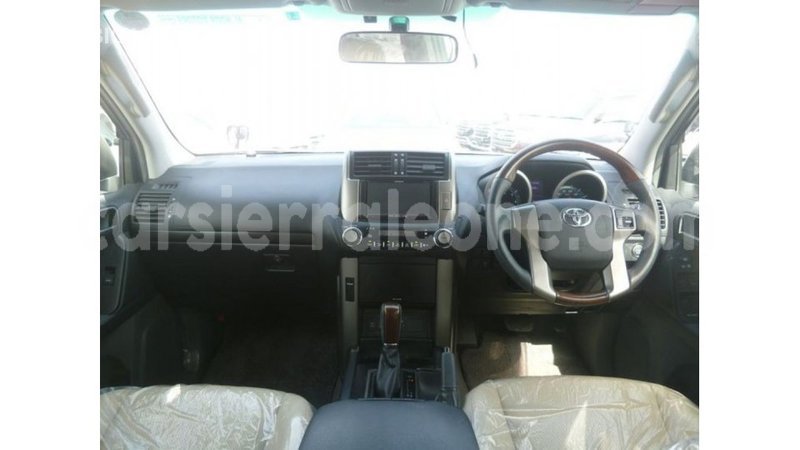 Big with watermark toyota prado kailahun import dubai 5693