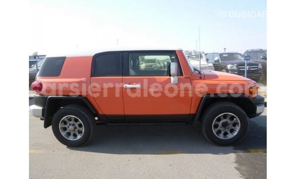 Buy Import Toyota FJ Cruiser Other Car in Import - Dubai in Kailahun Buy Import Toyota FJ Cruiser Other Car in Import - Dubai in Kailahun