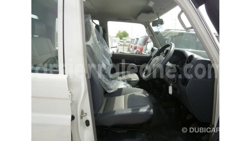 Big with watermark toyota land cruiser kailahun import dubai 5711